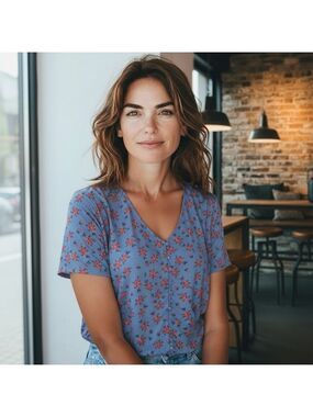 1x Premise Red and Blue Relaxed Short Sleeve Blouse